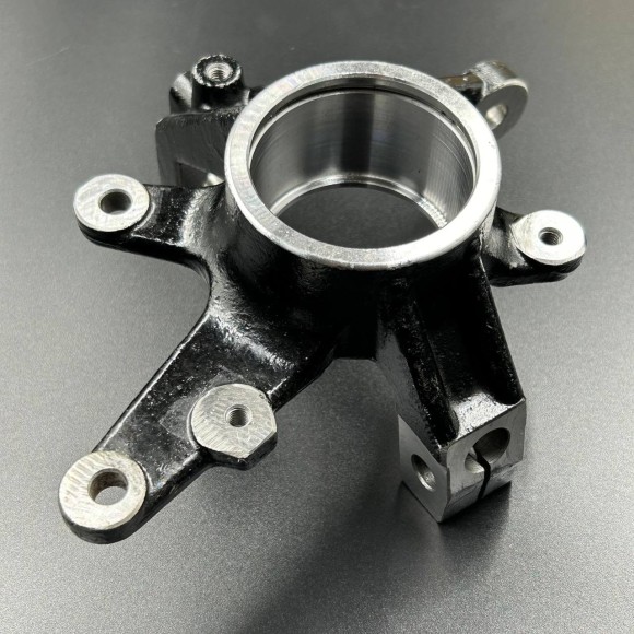 Кулак поворотный передний левый ATV 500/A/2A, X5, X6, X8 (ZIBO)