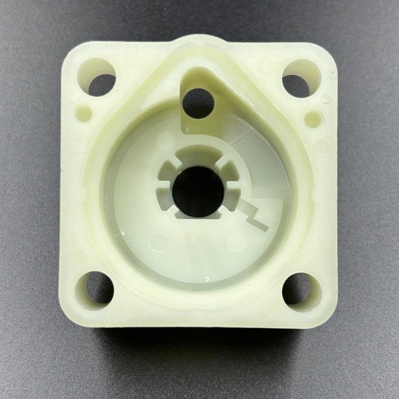 Корпус помпы охлаждения Yamaha F9.9-20 (Omax)