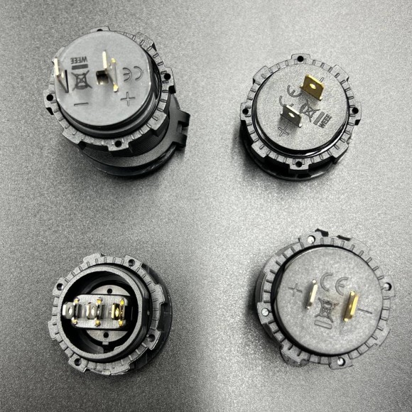 Панель управления (1 тумблер вкл/выкл, 2 USB, розетка 12V, вольтметр) (PREMARINE) Панель управления (1 тумблер вкл/выкл, 2 USB, розетка 12V, вольтметр) (PREMARINE)