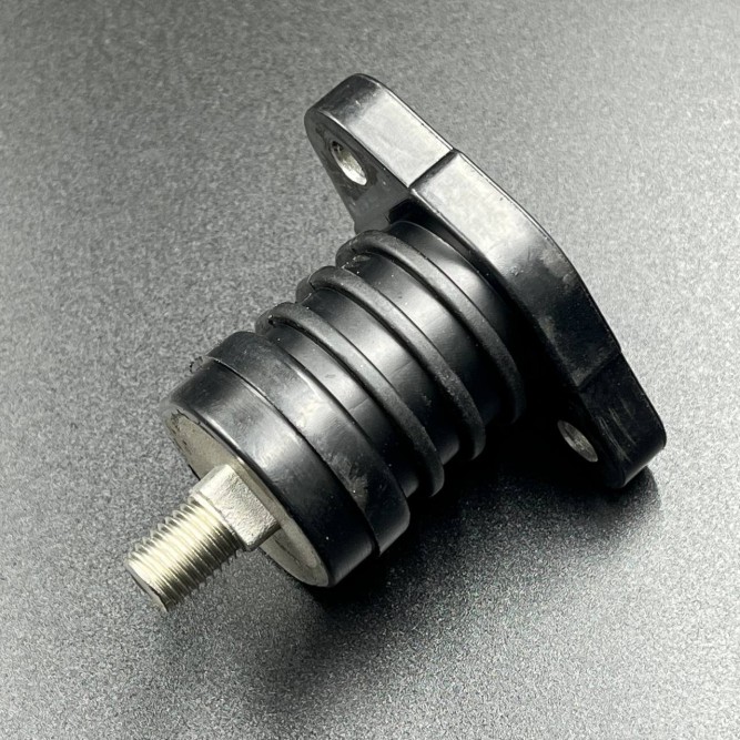 Демпфер опорный резиновый Yamaha 20-30 (Верхний) (YUELANG)