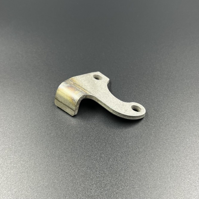 Скоба струбцины Yamaha 40X, F25-40 (Правая) (PREMARINE)