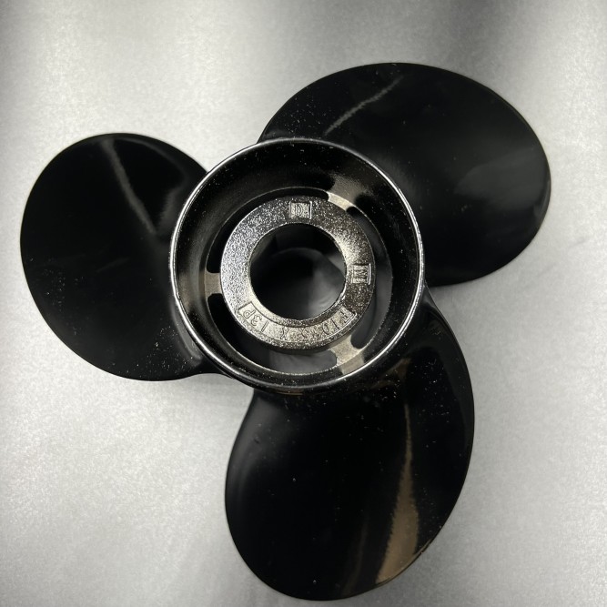 Гребной винт Mercury 25-70 (3x10-1/2x13) Black Max (Mercury)
