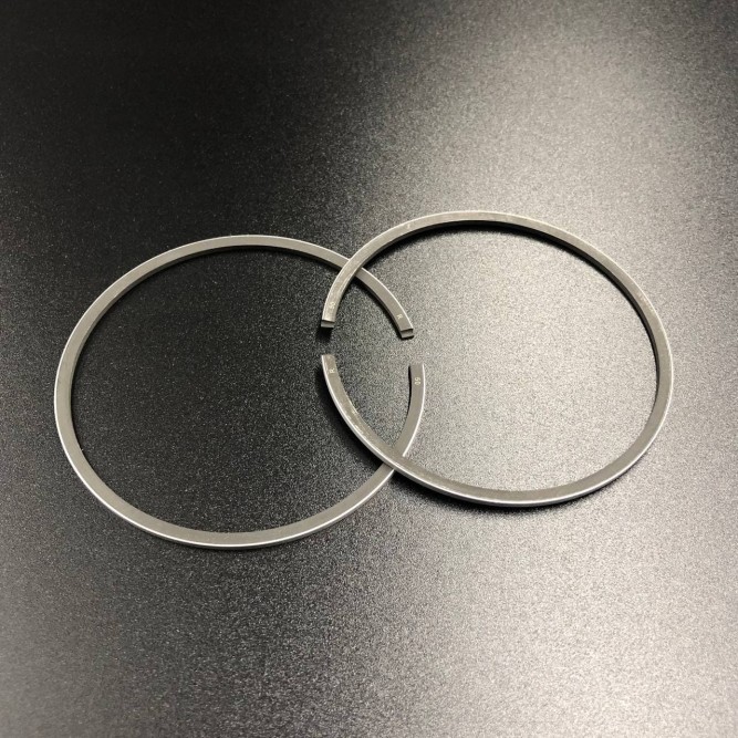 Кольца поршневые, комплект на один поршень Suzuki DT40 (0.50mm) (Omax)