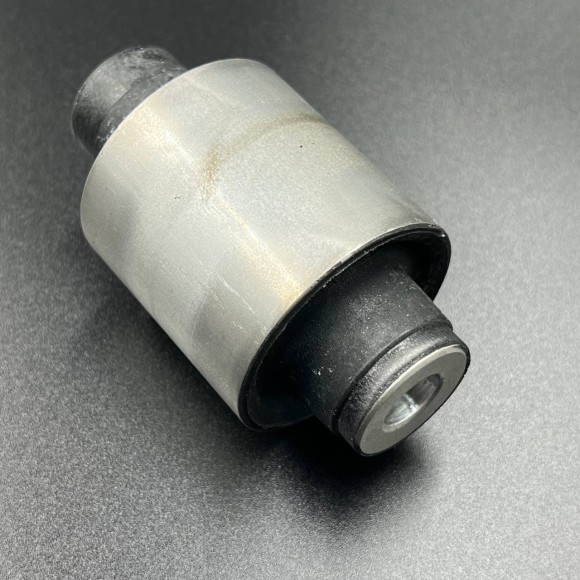 Демпфер (подушка верхняя) YAMAHA 115 (6E5-44514-00-94) (Yamaha)