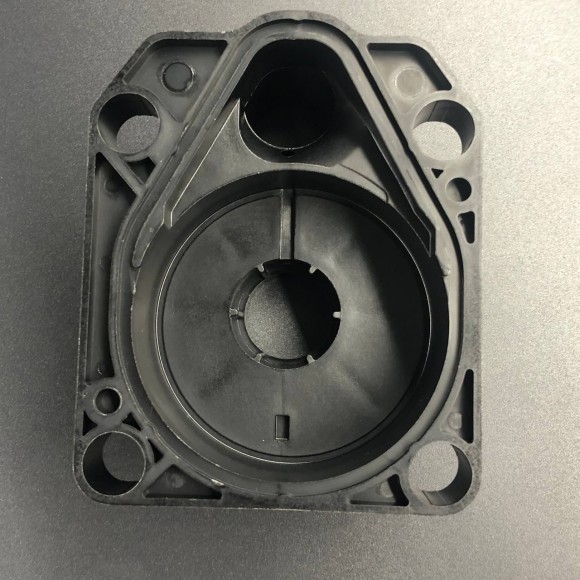 Корпус помпы охлаждения Honda BF175-225 (Honda)