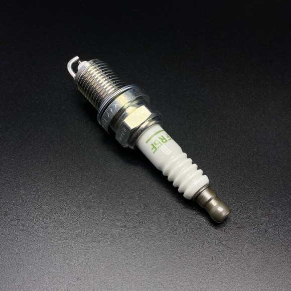 Свеча зажигания NGK ZFR5F @4 (8M0176692) (MERCURY)