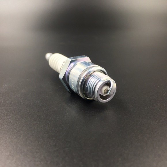 Свеча зажигания 5110 B7HS (NGK)