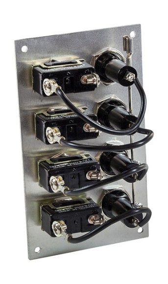 Панель бортового питания 4 переключателя, предохранители