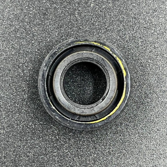 Сальник Honda (91253-ZV0-003) (11x21x8) (Honda)