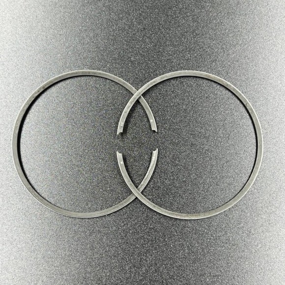 Кольца поршневые, комплект на один поршень Suzuki DT9.9-15 (толщина 2mm) (0.50mm) (PREMARINE)