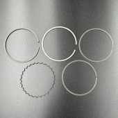 Кольца поршневые, комплект на один поршень Yamaha F9.9-15 (STD) (Yamaha) Кольца поршневые, комплект на один поршень Yamaha F9.9-15 (STD) (Yamaha)