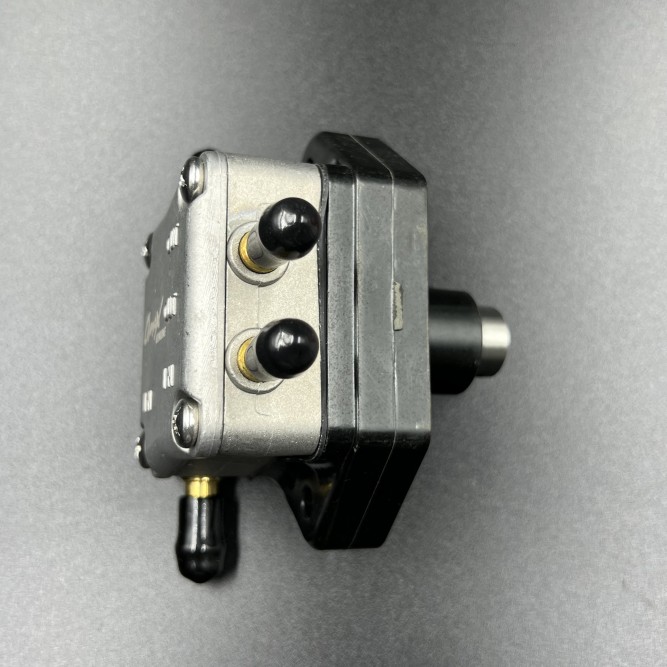 Топливный насос (в сборе) (низкого давления) Mercury 30-40 CARB (881862T07; 892874T) (Omax)