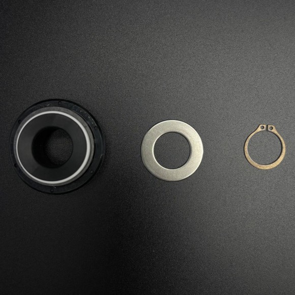 Сальник помпы MERCRUISER D2.8/3.0/3.6/4.2L; CMD 2.8/4.2L (816817) (Quicksilver)