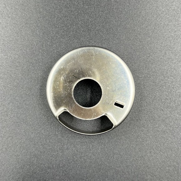 Стакан помпы охлаждения Yamaha 9.9-15, F6-20 (KACAWA) Стакан помпы охлаждения Yamaha 9.9-15, F6-20 (KACAWA)