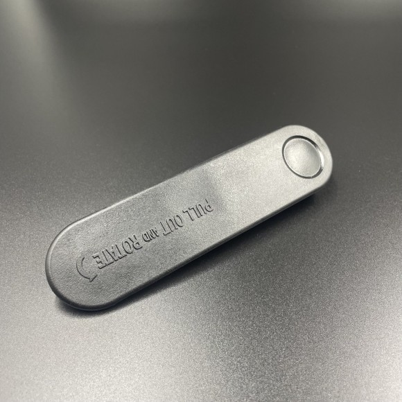 Фиксатор замка капота правый Suzuki DF150-175/DF150-200A (Suzuki)