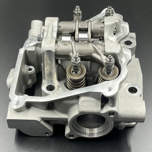 Головка блока цилиндра квадроцикла BRP Can-Am 1000 Outlander Commander Maverick (ZIBO) Головка блока цилиндра квадроцикла BRP Can-Am 1000 Outlander Commander Maverick (ZIBO)