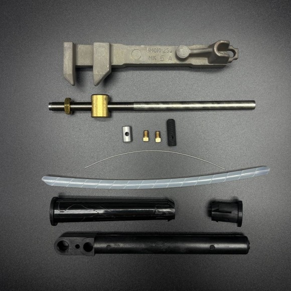 Трос реверса Alpha (трос стальной, оболочка пластиковая, наконечники (пластиковый, алюминиевый и ста