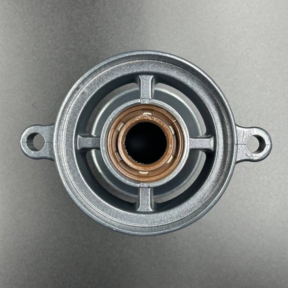 Обойма гребного вала Yamaha 40-50, F40-50(в сборе) (YUELANG)