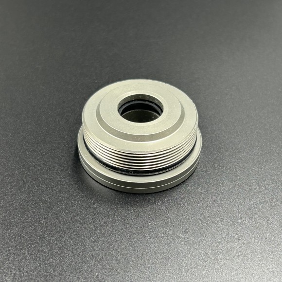 Гайка вспомогательного штока гидроподъема Suzuki DF200-300 (PREMARINE) Гайка вспомогательного штока гидроподъема Suzuki DF200-300 (PREMARINE)