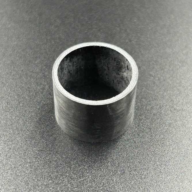 Втулка пластиковая транцевая Mercruiser Alpha Gen 2/Bravo 1/2/3  (92300; 923001; 847637) (JSP)
