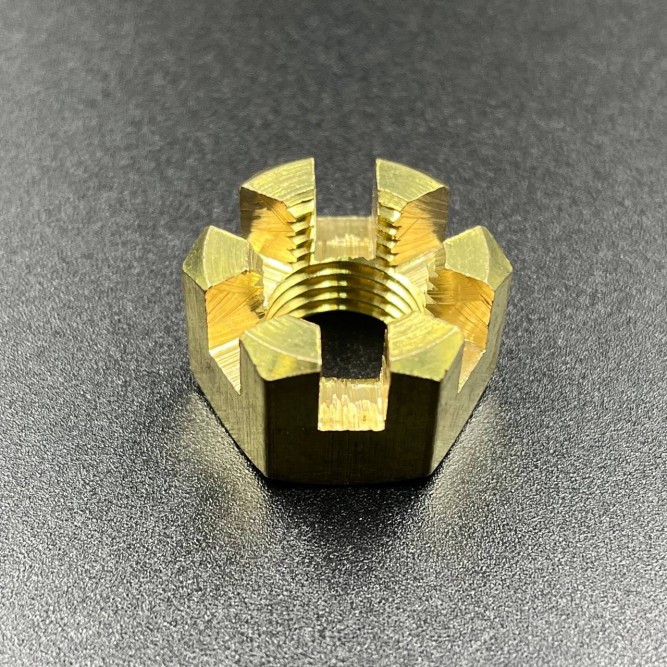 Гайка крепления гребного винта Yamaha 20-30, F20-25 (Yamaha)