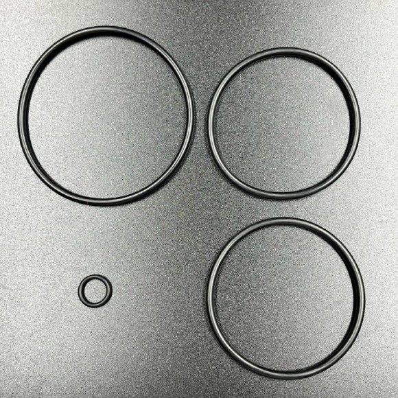 Комплект уплотнений масляного охладителя Volvo Penta  (JSP)