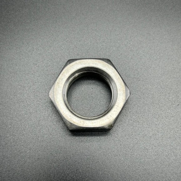 Гайка стальная диам. 23 мм NUT (Quicksilver) Гайка стальная диам. 23 мм NUT (Quicksilver)