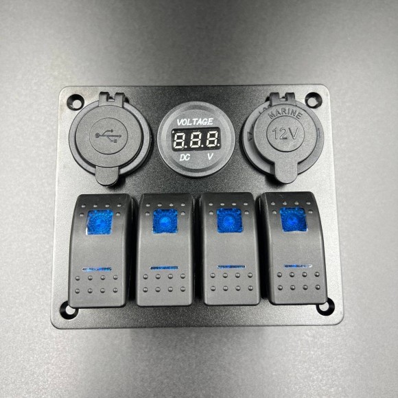 Панель управления (4 тумблера вкл/выкл, прикуриватель, 2 USB)(PREMARINE)