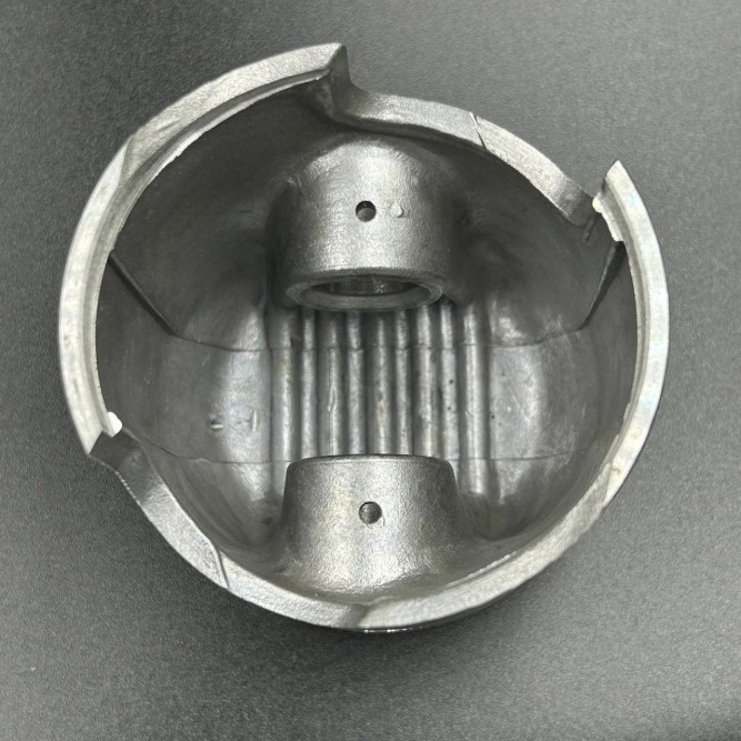 Поршень Suzuki DT35-40 (STD) (Omax)