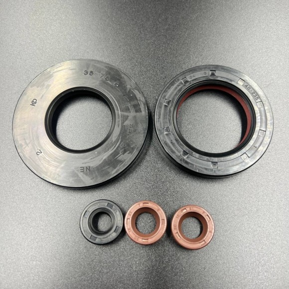 Полный комплект прокладок Arctic Cat 600 Sno-pro; ZR 6000 (KINETIX) Полный комплект прокладок Arctic Cat 600 Sno-pro; ZR 6000 (KINETIX)