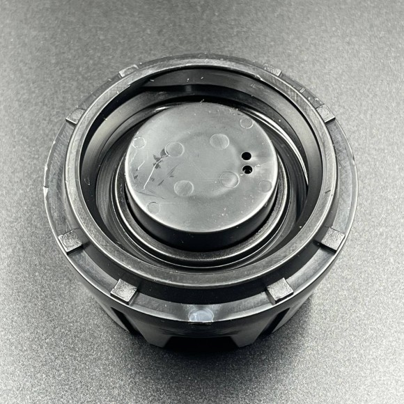 Крышка топливного бака пластиковая(Quicksilver)