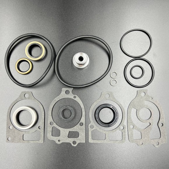 Ремкомплект редуктора Mercury V6 2-stroke 2.5L (JSP) Ремкомплект редуктора Mercury V6 2-stroke 2.5L (JSP)