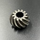 Шестерня вертикального вала (Пиньон) Suzuki DT 9.9-15, DF9.9-15 (57311-93901; 57311-93910) (Omax)