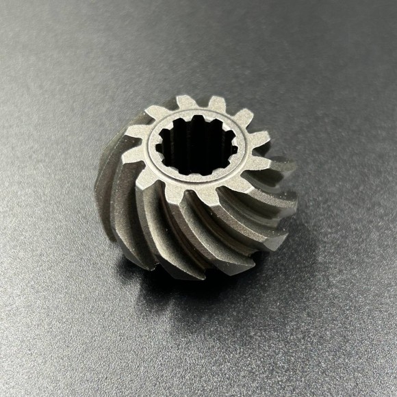 Шестерня вертикального вала (Пиньон) Suzuki DT 9.9-15, DF9.9-15 (57311-93901; 57311-93910) (Omax)