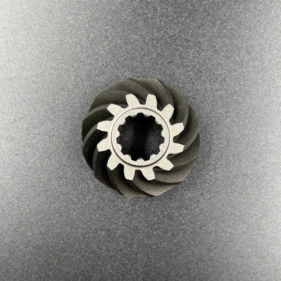 Шестерня вертикального вала (Пиньон) Suzuki DT 9.9-15, DF9.9-15 (57311-93901; 57311-93910) (Omax)