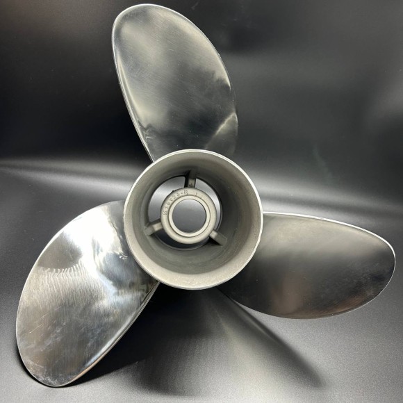 Гребной винт Mercury 150-300, ALPHA, BRAVO I (3x16x23) (8M0040404) (Сталь) Гребной винт Mercury 150-300, ALPHA, BRAVO I (3x16x23) (8M0040404) (Сталь)