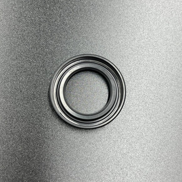 Сальник коленвала Suzuki 09283-25035