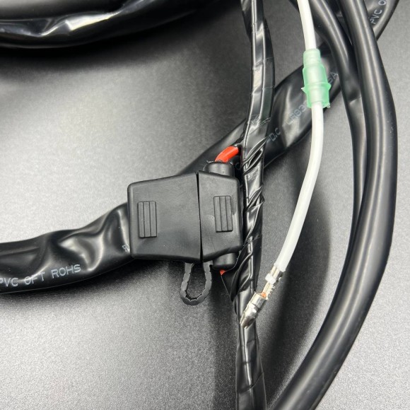 Кабель д/у Suzuki (Квадратная фишка) (New) (4.8м) (PWB) Кабель д/у Suzuki (Квадратная фишка) (New) (4.8м) (PWB)