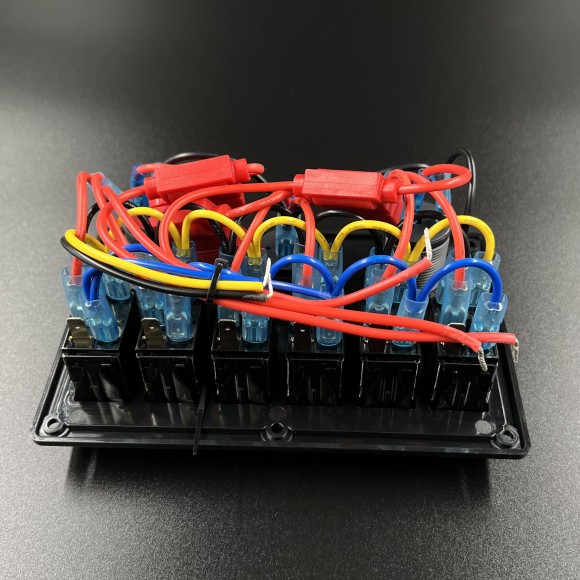 Панель управления (6 тумблеров вкл/выкл, 2 USB, розетка 12V, вольтметр) (PREMARINE) Панель управления (6 тумблеров вкл/выкл, 2 USB, розетка 12V, вольтметр) (PREMARINE)