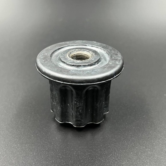 Сайлентблоки опоры двигателя Х8 прав.пер (ZIBO)