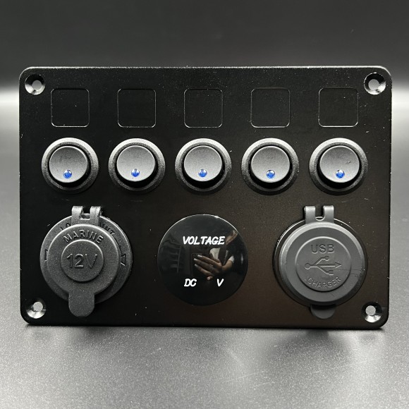 Панель управления(5 тумблеров вкл/выкл, вольтметр, прикуриватель, USB)(PREMARINE)