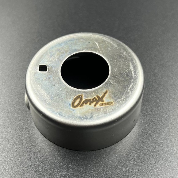 Стакан помпы охлаждения Yamaha 40-50, F30-70 (63D-44322-00) (Omax) Стакан помпы охлаждения Yamaha 40-50, F30-70 (63D-44322-00) (Omax)