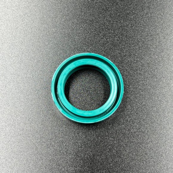 Сальник переключения скоростей для Volvo Penta SX/OMC cobra, (25x35x7.5) (Kacawa) Сальник переключения скоростей для Volvo Penta SX/OMC cobra, (25x35x7.5) (Kacawa)