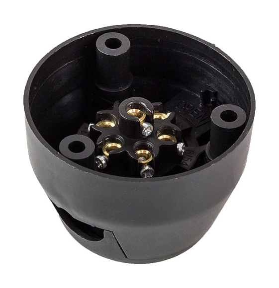 Розетка для прицепа, пластиковая, 7 контактов