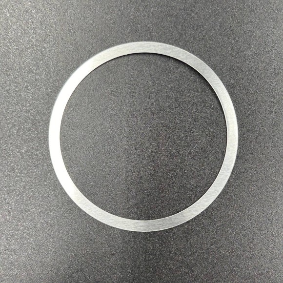 Шайба регулировочная Yamaha 60-90, F40-100 (0.10mm) (Yamaha)