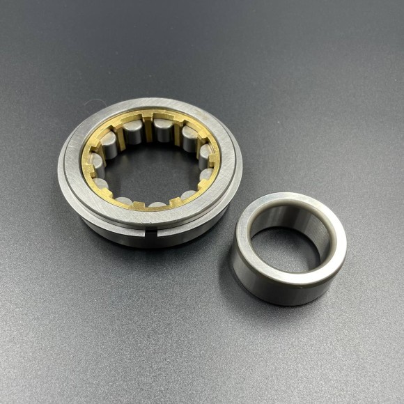 Подшипник роликовый Yamaha 40-60 (С проточкой) (30x72x19) (Omax)