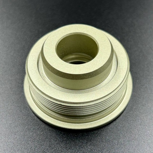 Крышка центрального штока гидроподъема Yamaha F200-300 (PWB)