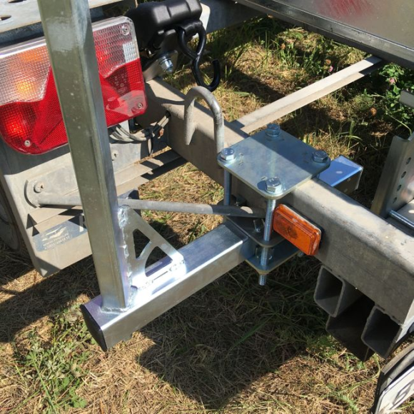 Направляющие на прицеп, усиленные, для рамы 40/50мм Направляющие на прицеп, усиленные, для рамы 40/50мм