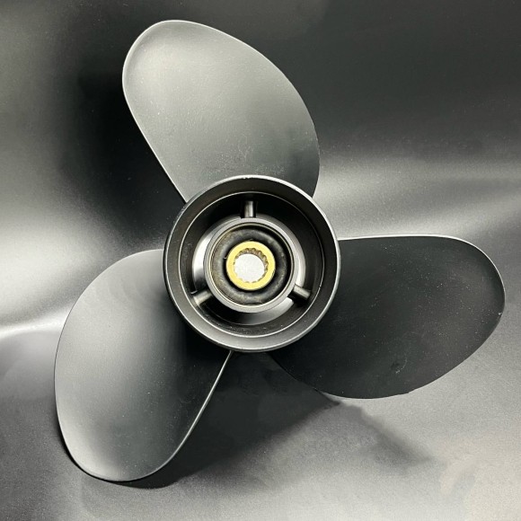 Гребной винт Suzuki DT75-DT140, DF60-DF70 (3x13-1/4x17) (УЦЕНКА, НЕТ КОРОБКИ)