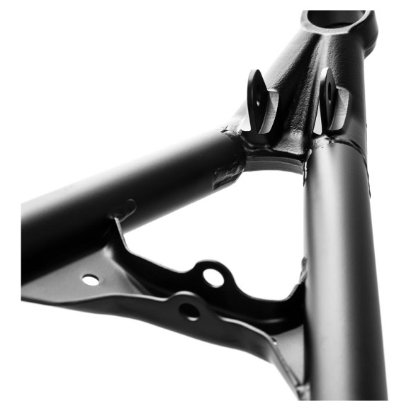 Нижний рычаг левый Polaris SM-08183L